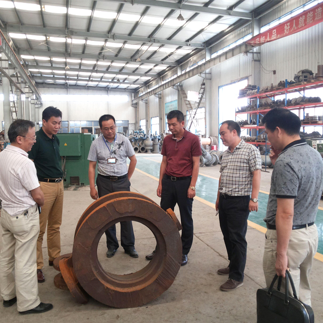 泉舜集团吴泉水董市长赴泉舜流控调研